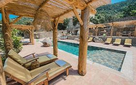 Residence De Luxe 4 Etoiles A Pietralba, 4 Logements Piscine Chauffee Balagne
